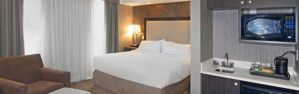Holiday Inn Express And Suites Calgary By Ihg Exteriér fotografie