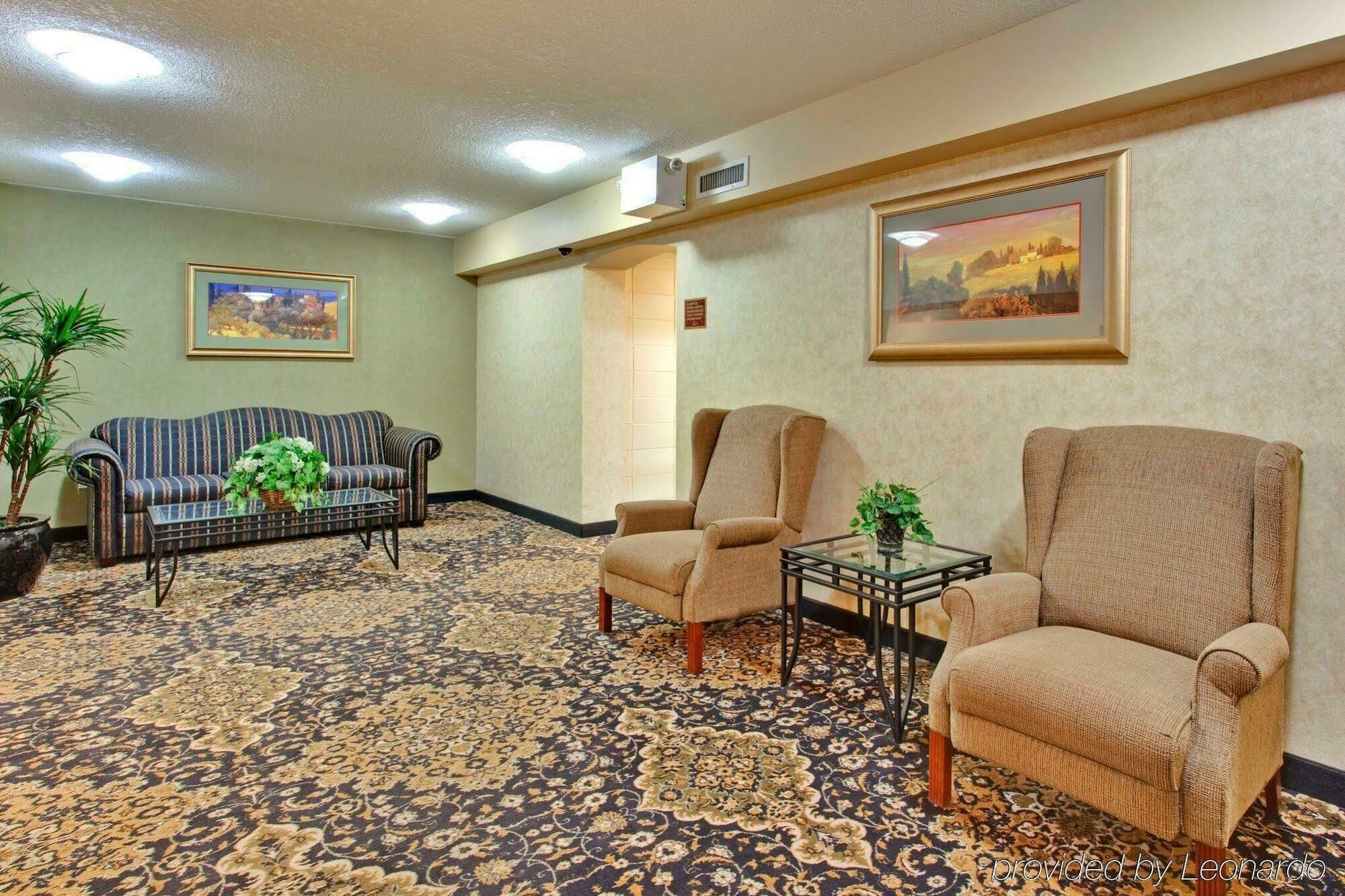 Holiday Inn Express And Suites Calgary By Ihg Exteriér fotografie