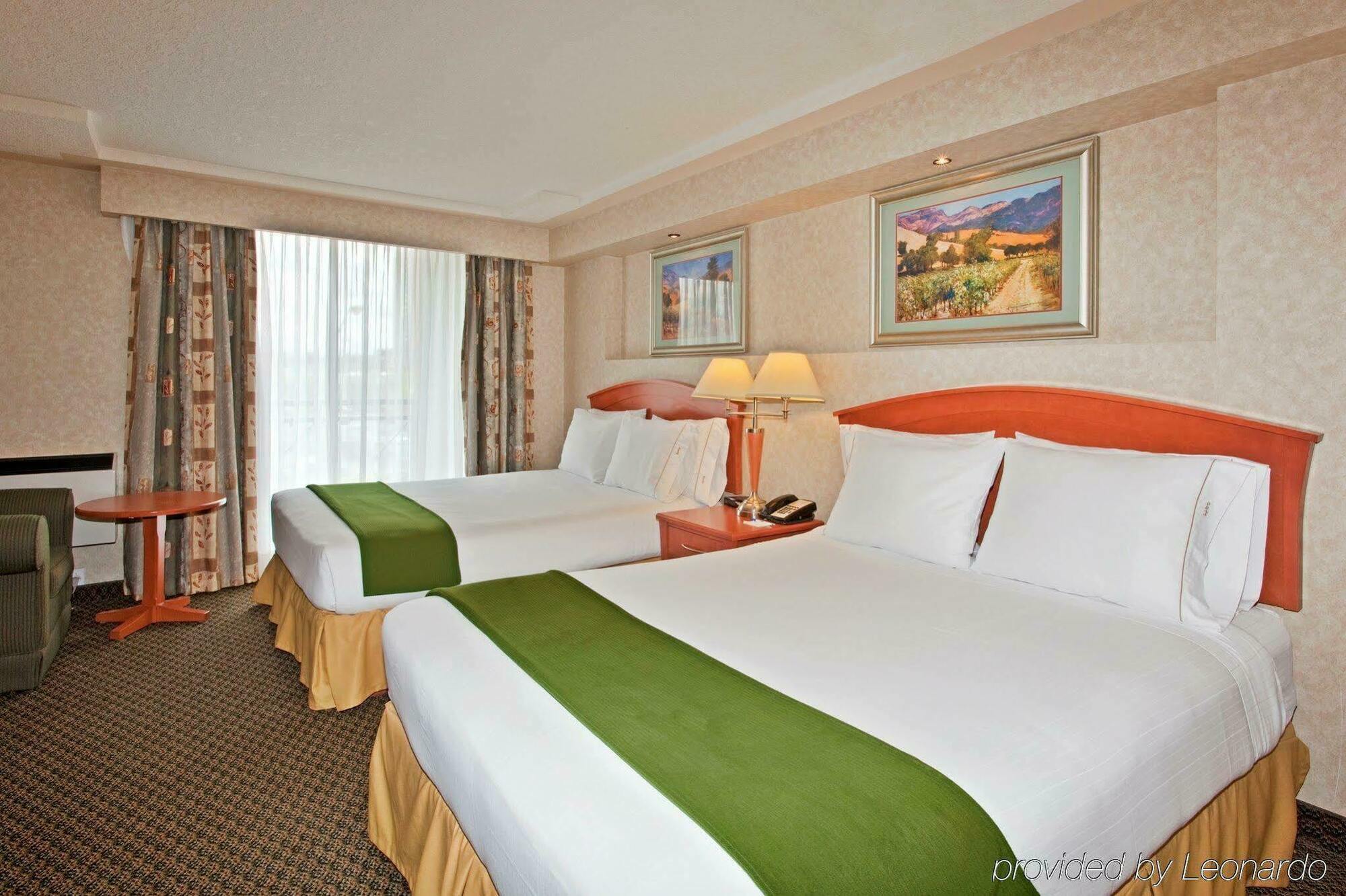 Holiday Inn Express And Suites Calgary By Ihg Exteriér fotografie